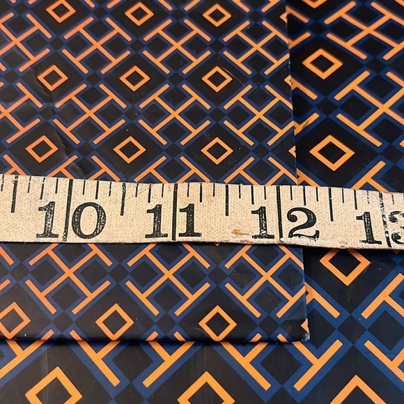 Tory Burch Shopping Totes Bag (2) Cloth Straps - Picture 4 of 5